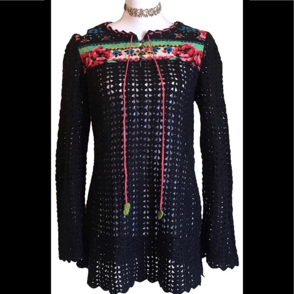 Free People Tops - Free People gorgeous crochet knit tunic sweater